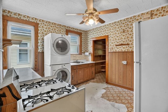 68 Raymond Ave, Somerville, MA 02144