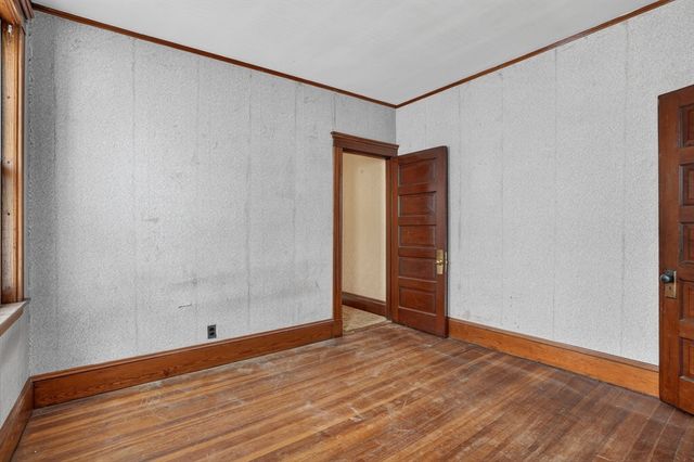 68 Raymond Ave, Somerville, MA 02144
