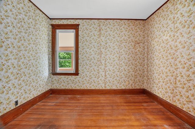 68 Raymond Ave, Somerville, MA 02144