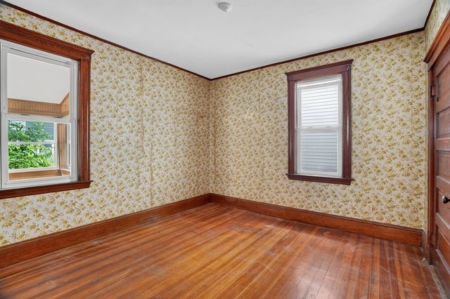 68 Raymond Ave, Somerville, MA 02144