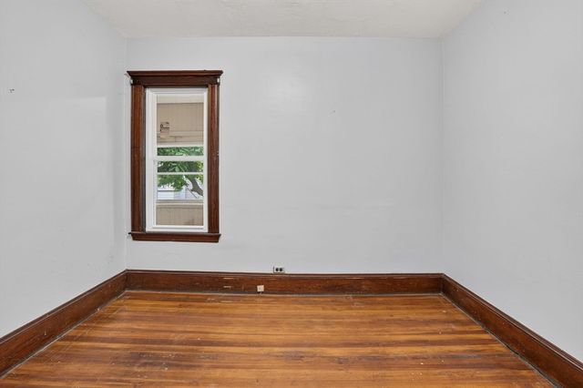 68 Raymond Ave, Somerville, MA 02144