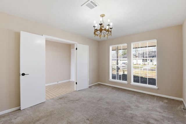 426 Pine Manor Drive, Conroe, TX 77385