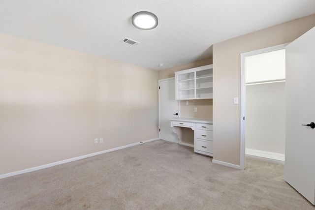 426 Pine Manor Drive, Conroe, TX 77385