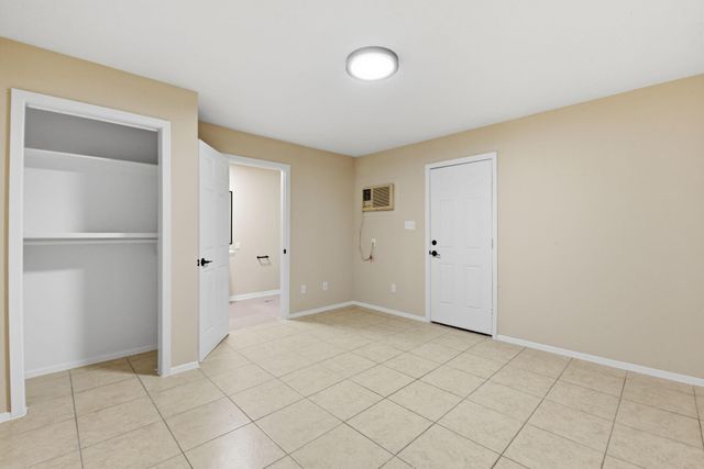 426 Pine Manor Drive, Conroe, TX 77385