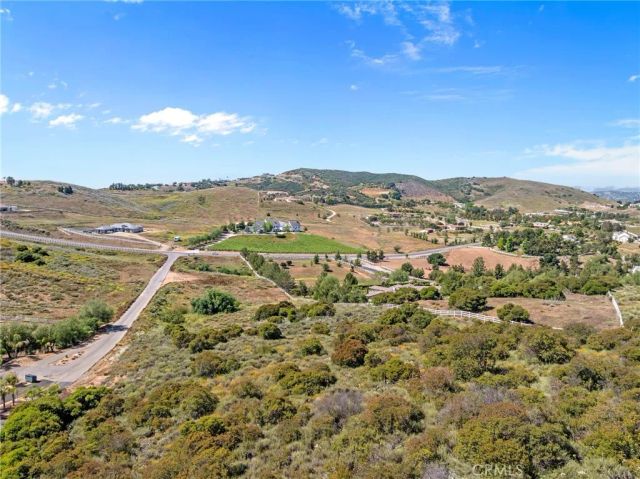 1 Avenida La Cresta, Murrieta, CA 92563