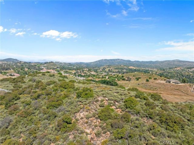 1 Avenida La Cresta, Murrieta, CA 92563