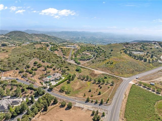 1 Avenida La Cresta, Murrieta, CA 92563