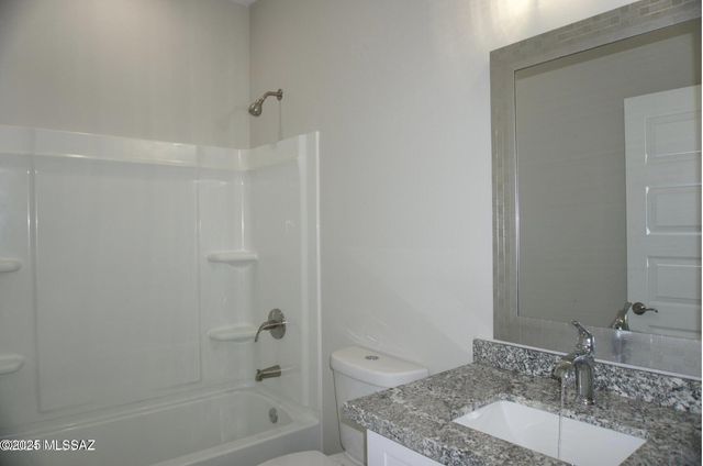 1866 Circulo Girasol, Rio Rico, AZ 85648