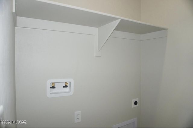 1866 Circulo Girasol, Rio Rico, AZ 85648