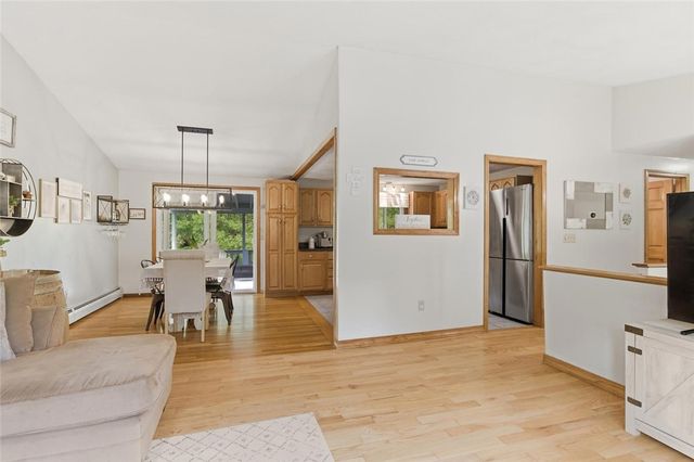 5 Dongay Road, Smithfield, RI 02917