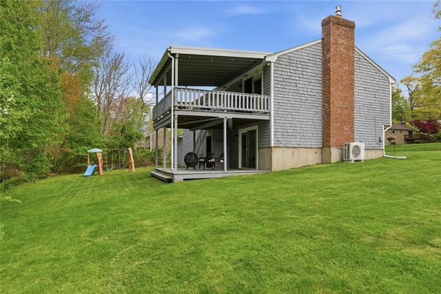5 Dongay Road, Smithfield, RI 02917