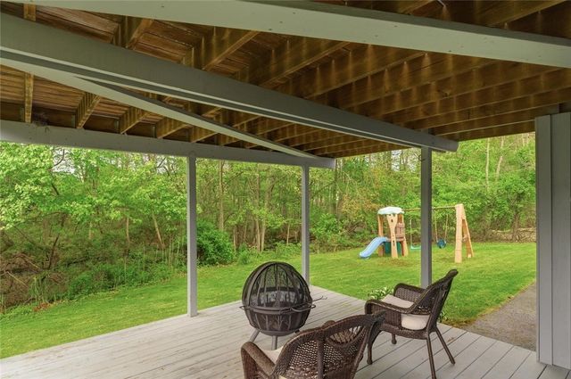 5 Dongay Road, Smithfield, RI 02917