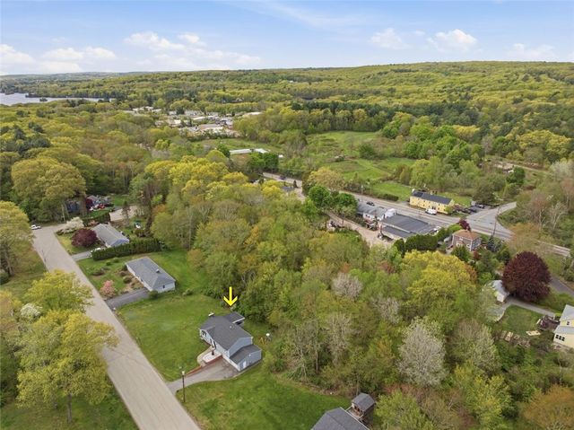 5 Dongay Road, Smithfield, RI 02917
