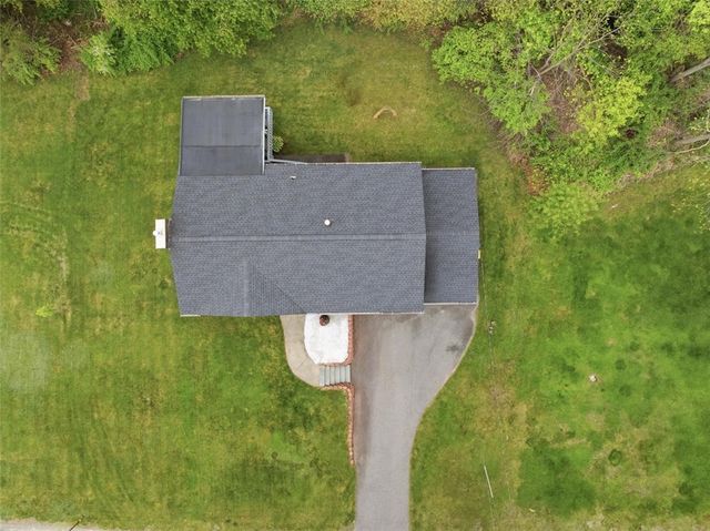 5 Dongay Road, Smithfield, RI 02917