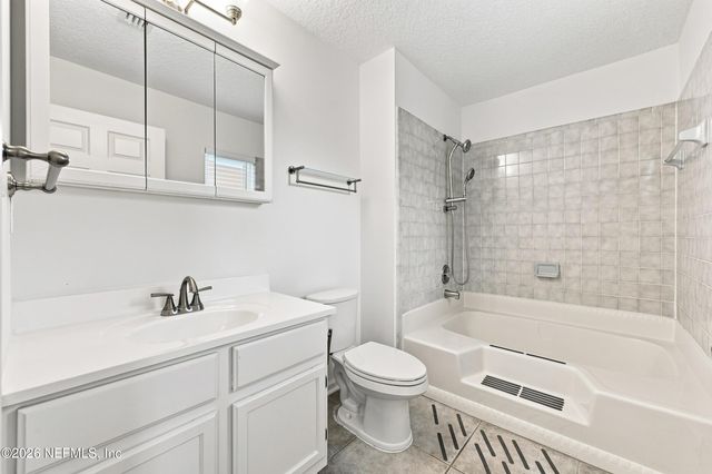 3042 FARRINGTON Street, Jacksonville, FL 32224
