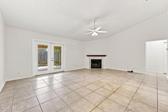 3042 FARRINGTON Street, Jacksonville, FL 32224