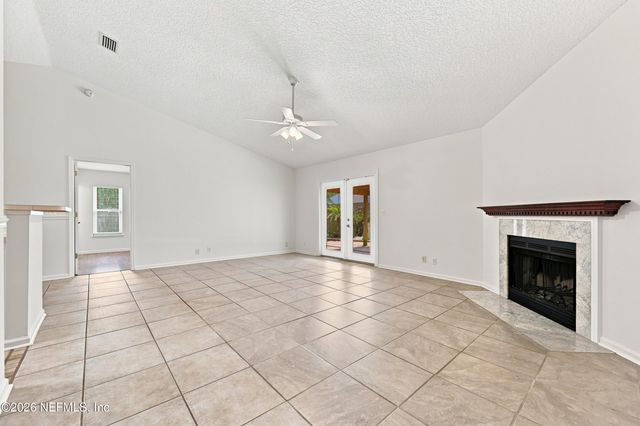 3042 FARRINGTON Street, Jacksonville, FL 32224