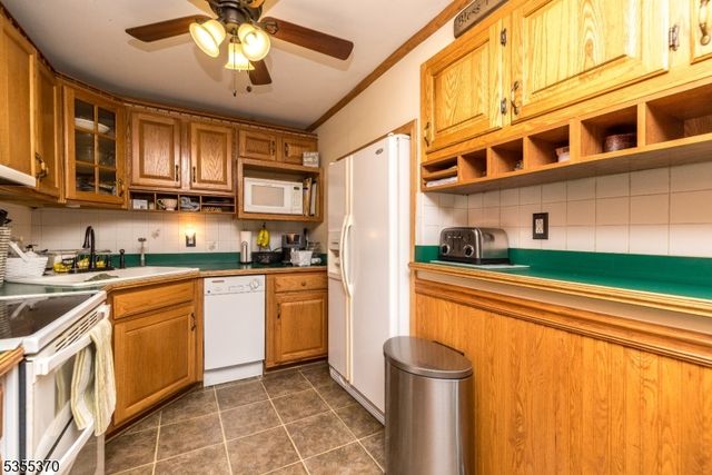 124 Snyders Rd, Pohatcong Twp., NJ 08865