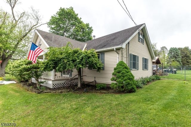 124 Snyders Rd, Pohatcong Twp., NJ 08865