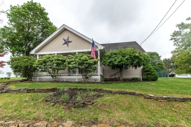 124 Snyders Rd, Pohatcong Twp., NJ 08865