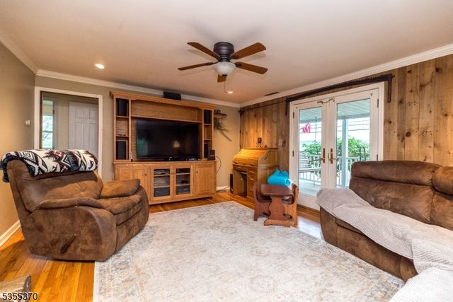 124 Snyders Rd, Pohatcong Twp., NJ 08865