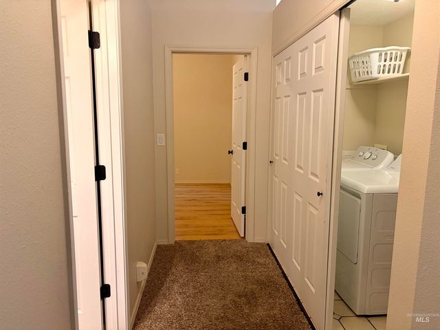 930 Sparks Street North, Twin Falls, ID 83301