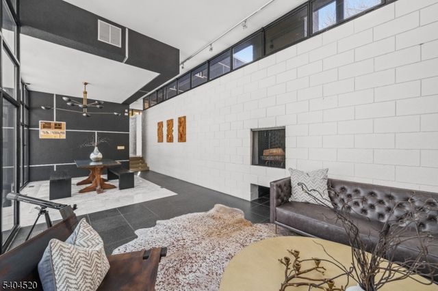 451 Mountain Ave, North Caldwell Boro, NJ 07006