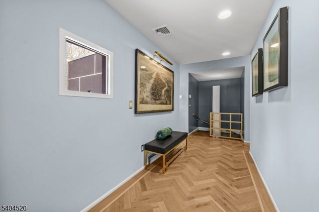 451 Mountain Ave, North Caldwell Boro, NJ 07006