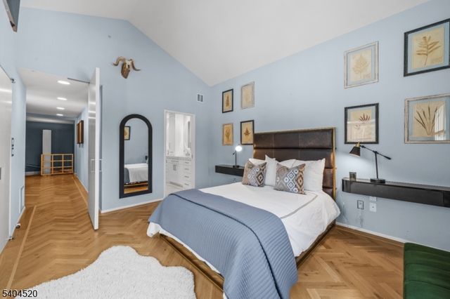 451 Mountain Ave, North Caldwell Boro, NJ 07006