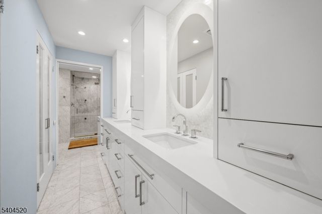 451 Mountain Ave, North Caldwell Boro, NJ 07006