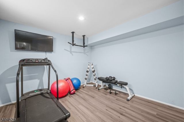 451 Mountain Ave, North Caldwell Boro, NJ 07006