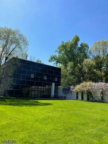 451 Mountain Ave, North Caldwell Boro, NJ 07006