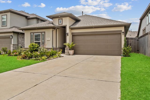 8735 Morris Woods Drive, Missouri City, TX 77459