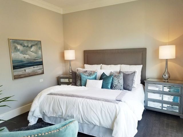 1525 Beacon St 3, Newton, MA 02468