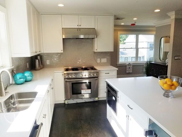 1525 Beacon St 3, Newton, MA 02468