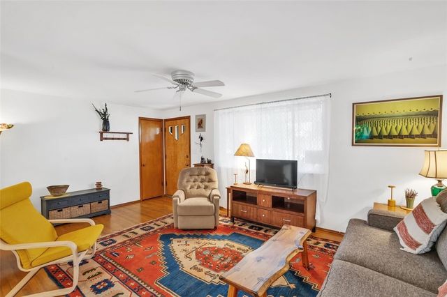 411 Maple St, West Mifflin, PA 15122