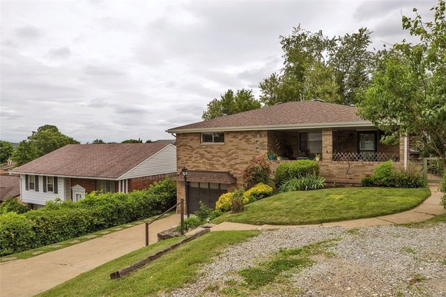 411 Maple St, West Mifflin, PA 15122