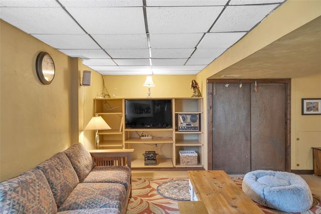 411 Maple St, West Mifflin, PA 15122