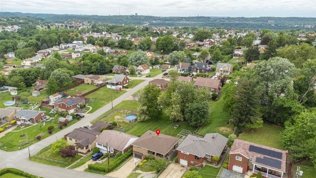 411 Maple St, West Mifflin, PA 15122
