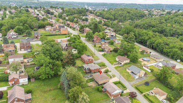 411 Maple St, West Mifflin, PA 15122