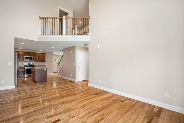 4 Sabrina Way F, Agawam, MA 01001