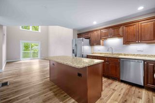 4 Sabrina Way F, Agawam, MA 01001