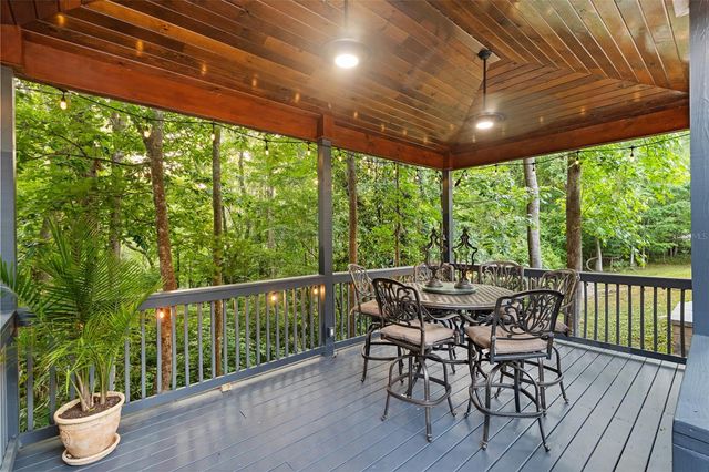 2512 NW 58TH BOULEVARD, Gainesville, FL 32606
