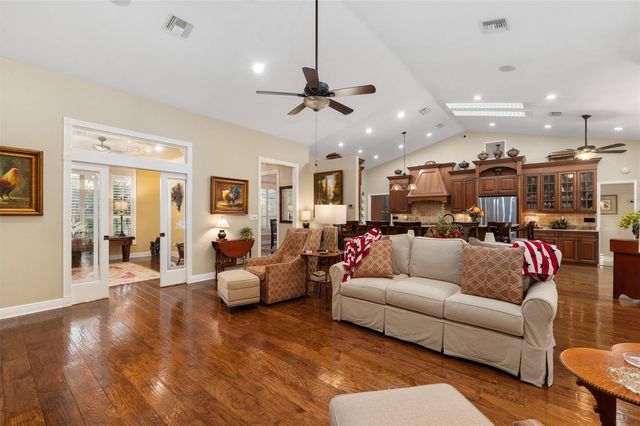 2512 NW 58TH BOULEVARD, Gainesville, FL 32606
