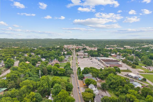 700 Halcyon Way, Columbia, TN 38401
