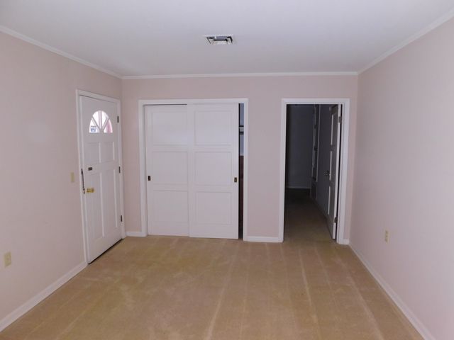 304 SE 8th Street, Springhill, LA 71075