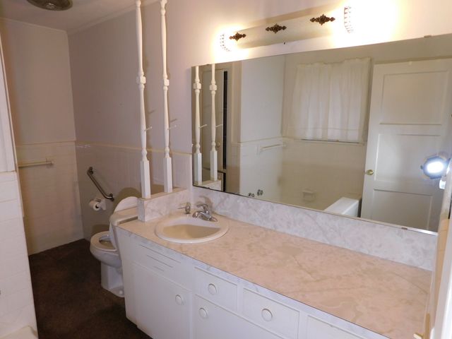 304 SE 8th Street, Springhill, LA 71075