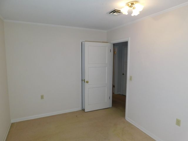 304 SE 8th Street, Springhill, LA 71075