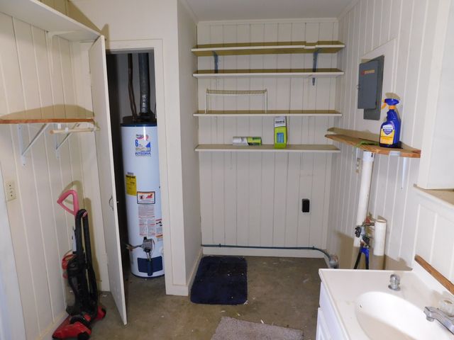 304 SE 8th Street, Springhill, LA 71075