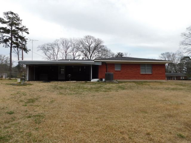 304 SE 8th Street, Springhill, LA 71075